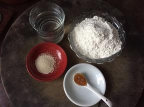 准备好种面材料