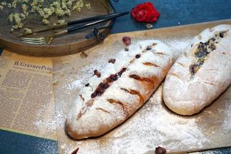 出炉后放入烤架上晾凉