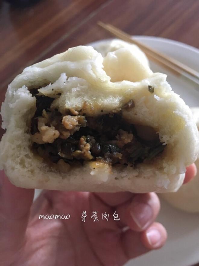 碎米芽菜肉包
