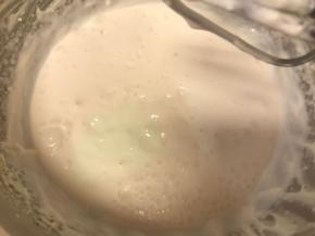 加入酸奶再次拌匀。