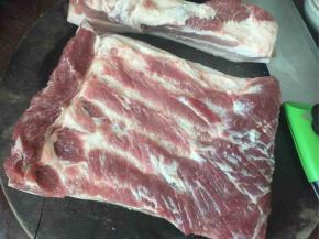 切掉边缘多余的部分