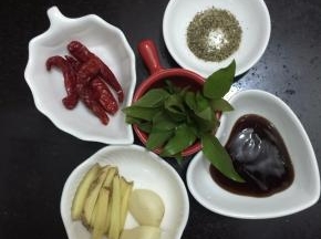 2. 配料如下