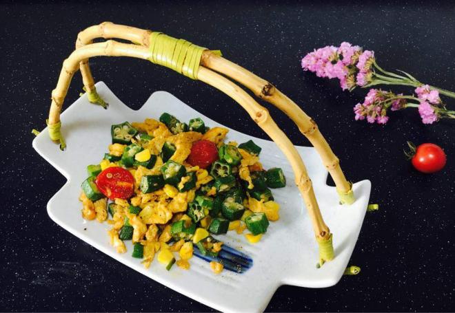 养胃时蔬快手菜 秋葵小炒皇