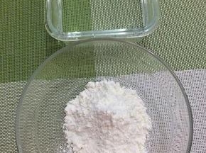 食材：水和生粉