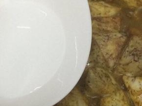 最后将水加入大火烧开，转中火继续煮，直至熟为止
