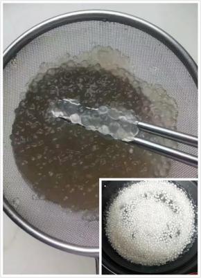 西米先泡两小时，放入锅内煮到西米透明，放入凉开水浸泡备用
芋圆分别煮熟，飘在水面在煮两分钟捞出，放入凉开水冰好捞出控干水份。
椰子粉用凉开水化开，加入冰凉的芋圆
加入蜜红豆
加入适量蜂蜜
做好的芋圆放入冰箱冷藏口感更好。Q弹紧实香甜