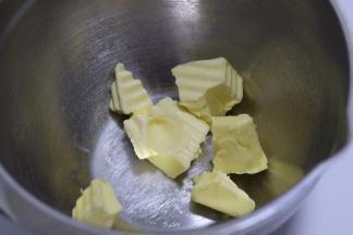 2.黄油软化到位（如图）