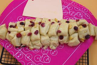 叠在一起，切成若干个小份