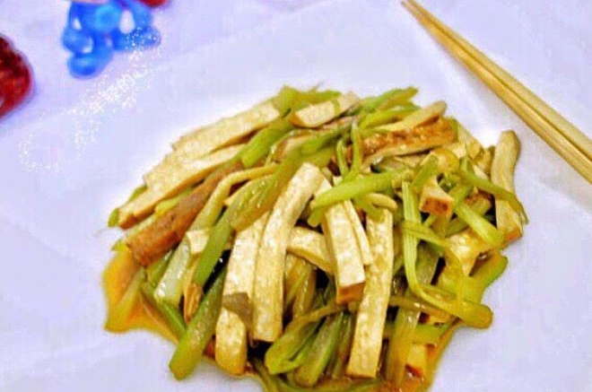 香干炒西芹