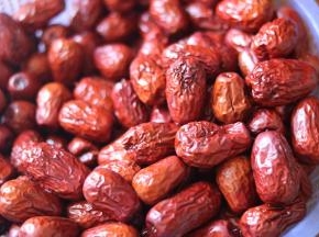 3.红枣清洗干净