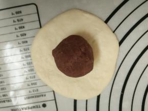 8.包入豆沙馅