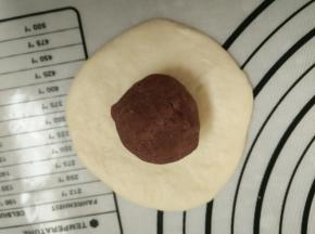 8.包入豆沙馅