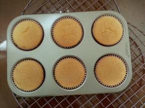 10.取出放凉裱花即可