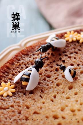 勤劳的小蜜蜂开始采蜂蜜了哦！