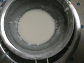 3.搅拌均匀，过筛2-3次