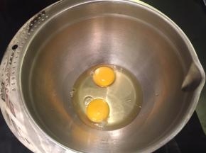 鸡蛋打散