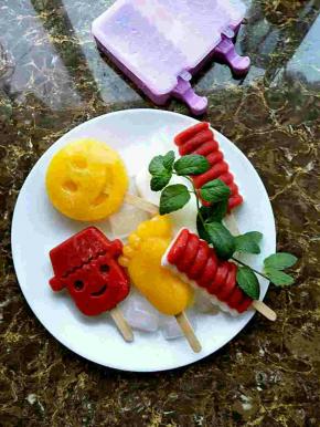 冻好的冰棍轻松脱模