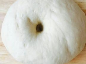 发成两倍大，用手指戳一下，不回缩即可。