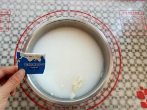 加入酸奶菌粉