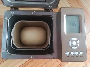 面团自动排气，进入第二次发酵