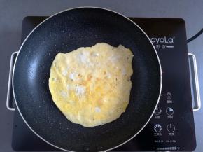 鸡蛋煎成蛋饼