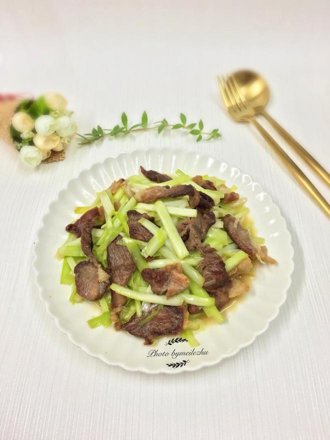 韭黄炒肉