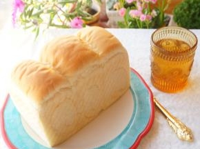 超级柔软的炼乳吐司做好了