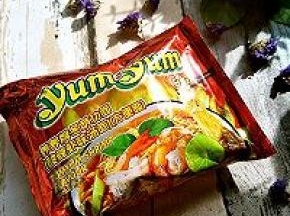 材料:


泰国冬阴功酸辣虾味面一包