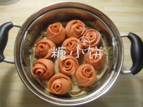 凉水上锅水开后中大火蒸15分钟，关火焖10分钟即可