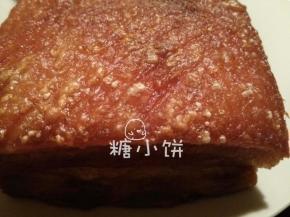 捞出沥油。这张表皮特写，是有很多小泡的