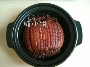 倒扣出来的样子~完成~
这次是直接扣出来的效果，汤汁没有勾芡处理
