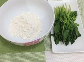 菠菜和面粉