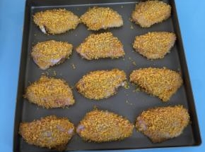 码放入不粘烤盘中。