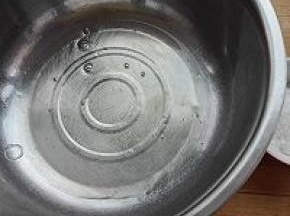 3. 没分手法拌均匀成细腻糊糊