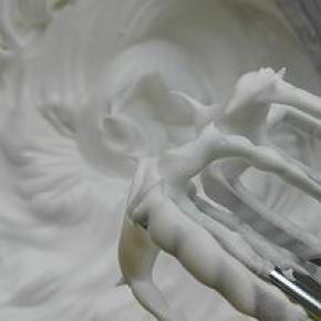 5. 打发至硬性发泡