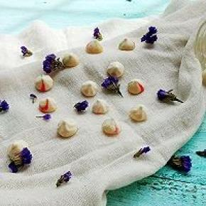 9. 烤箱预热，中下层，100度，60分钟