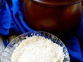 做法；大米清水淘洗干净