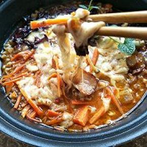 筷子挑起美味挡不住。