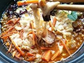 筷子挑起美味挡不住。