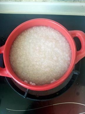 另起小砂锅开小火