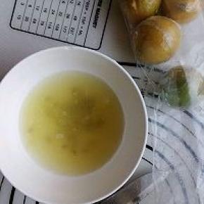 柠檬榨汁，我的柠檬小就用了三个。