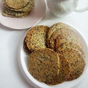 我喜欢黑芝麻多些滴，酥脆可口，很喜欢。