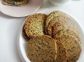 我喜欢黑芝麻多些滴，酥脆可口，很喜欢。