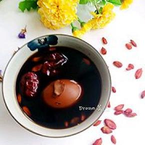 放了多多的红糖，养颜有补血。