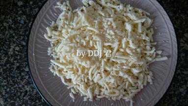 发酵时就把芝士拿出来解冻