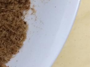 分三次倒入肉松