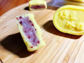 咬开一个，口感很棒