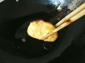 炸至金黄即可