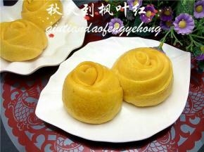 松软又漂亮的小玫瑰上桌啦。