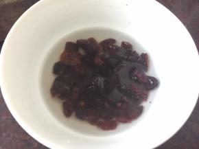 蔓越莓干用开水泡软